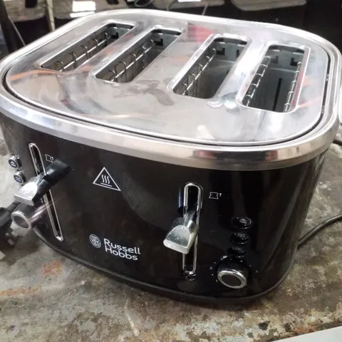 RUSSELL HOBBS 4 SLICE TOASTER