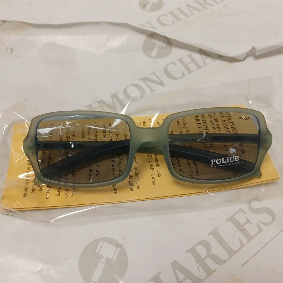 APPROXIMATELY 10 DIERRE POLICE SUNGLASSES - 51388/7365