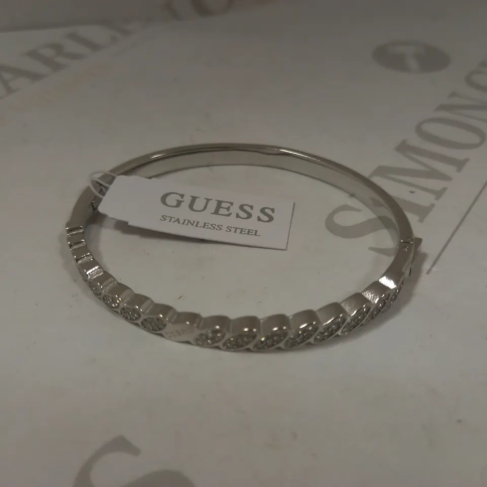 GUESS RE-LEAF LADIES BANGLE - SILVER, ONE SIZE RRP £79