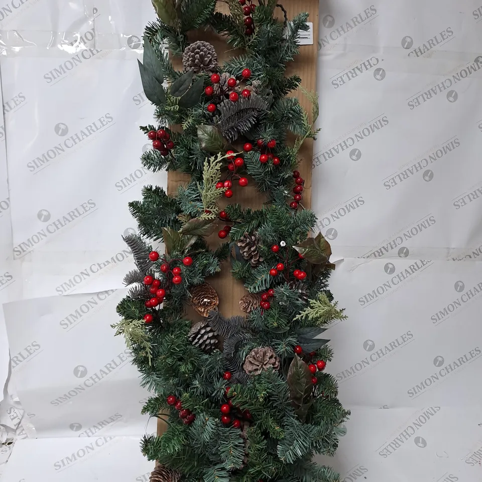 RED BERRY SWAG - COLLECTION ONLY  RRP £45.99