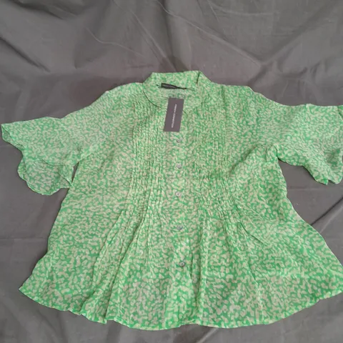 FRENCH CONNECTION CADIE PINTUCK TOP IN POISE GREEN SIZE 12