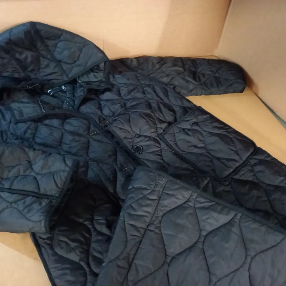 ASOS QUILTED LONGLINE BUTTON UP COAT IN BLACK - UK 12