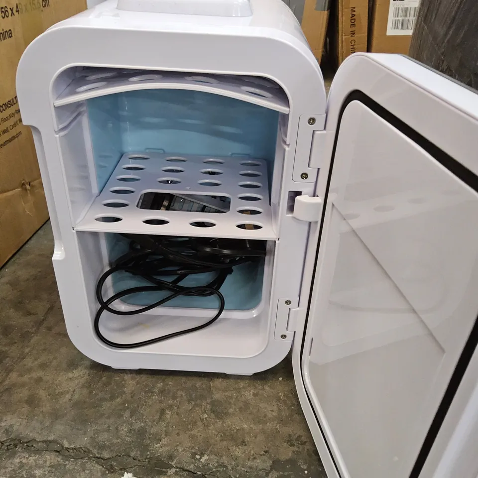 ATRAVESAR 12V MINI FRIDGE