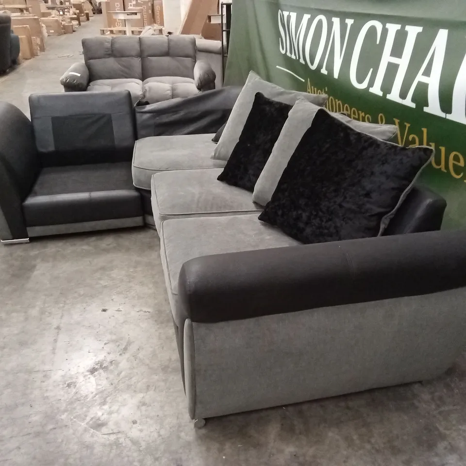 DESIGNER FABRIC  SCATTER-BACK CORNER SOFA 