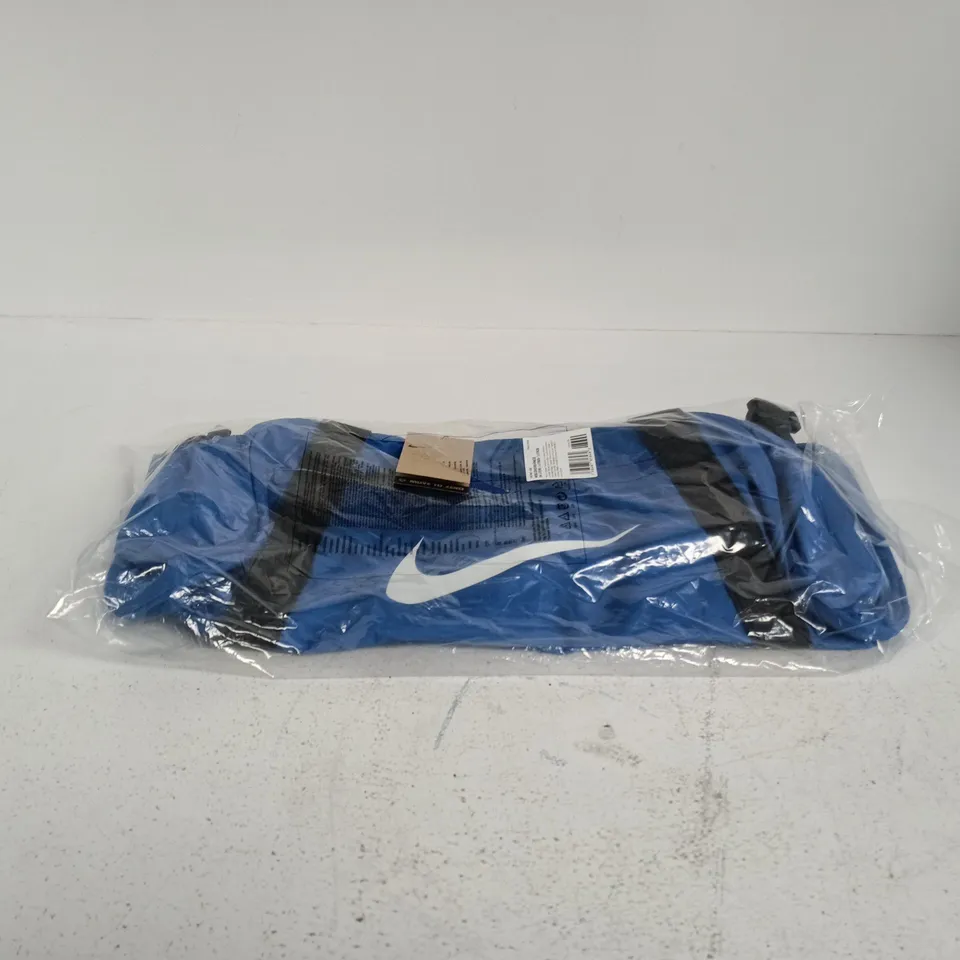 NIKE BLUE SPORTS BAG 24L