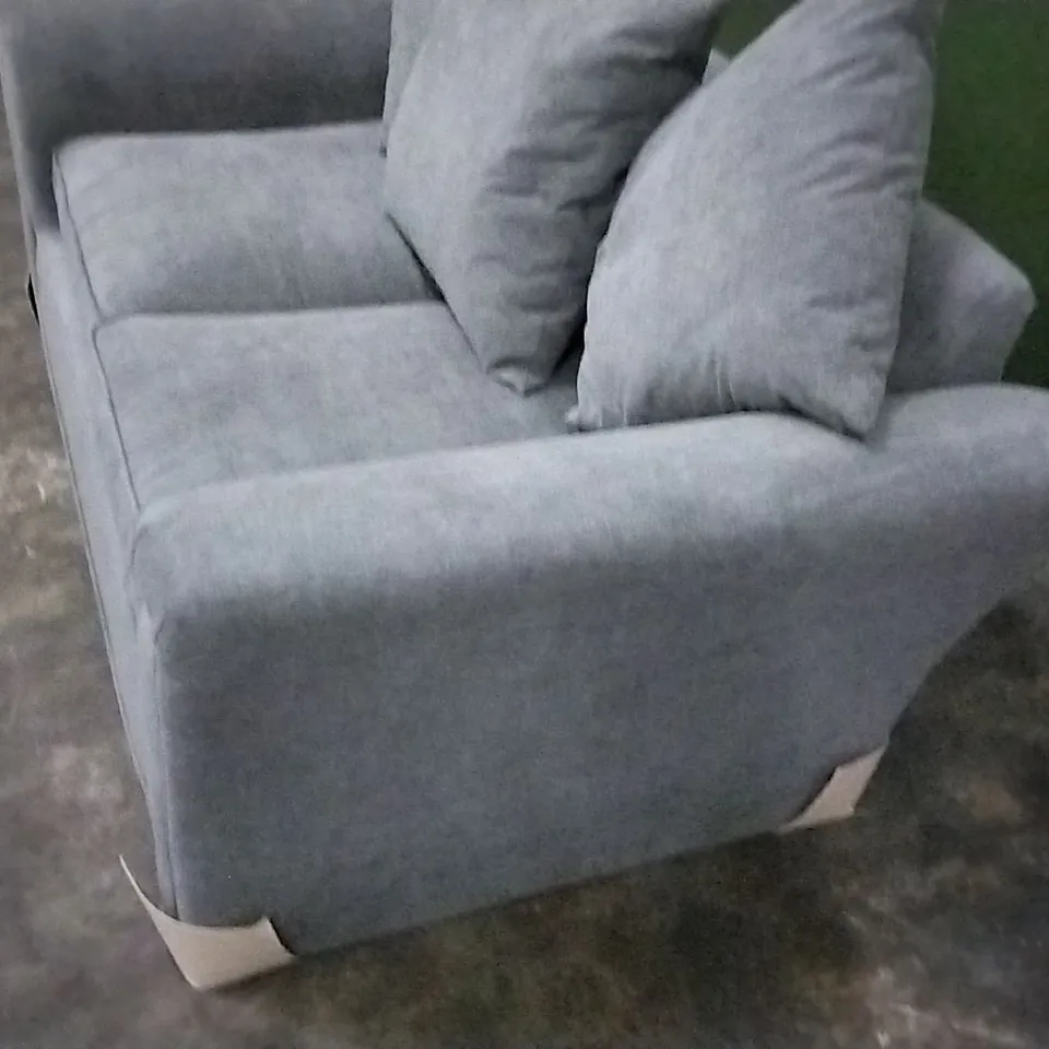 DESIGNER GREY FABRIC TWO SEATER SOFA WITH SCATTER CUSHIONS 