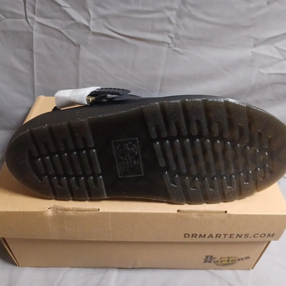 BOXD PAIR OF DR. MARTENS QUAD SHORE BLACK LEATHER SHOES – UK 4