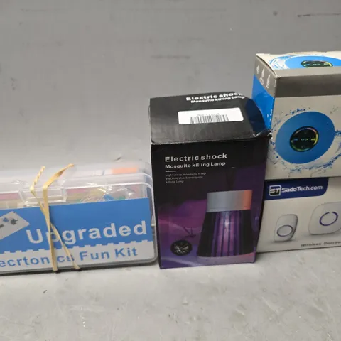 APPROXIMATELY 8 ASSORTED ITEMS TO INCLUDE - SADO TECH WIRELESS DOORBELL , ELECTRIC SHOCK LAMP ETC