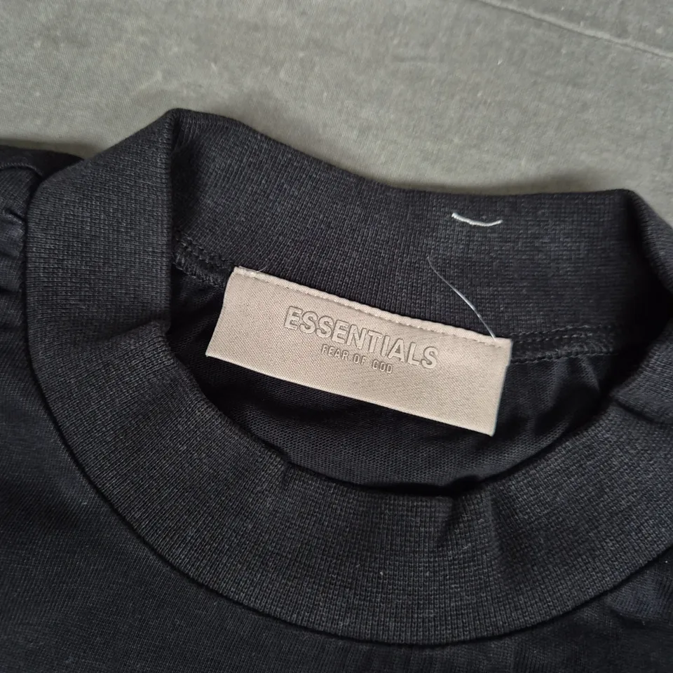 ESSENTIALS FEAR OF GOD T-SHIRT – BLACK - SMALL