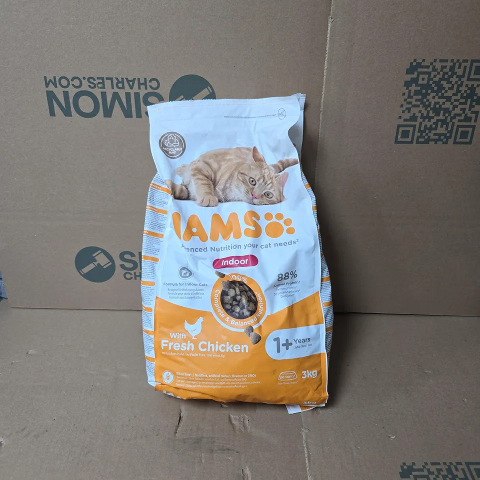 IAMS INDOOR WITH FRESH CHICKEN CAT FOOD 1+ YEARS 3KG
