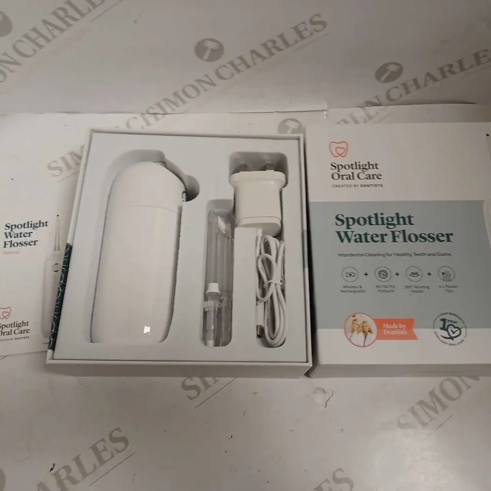 SPOTLIGHT WATER FLOSSER 