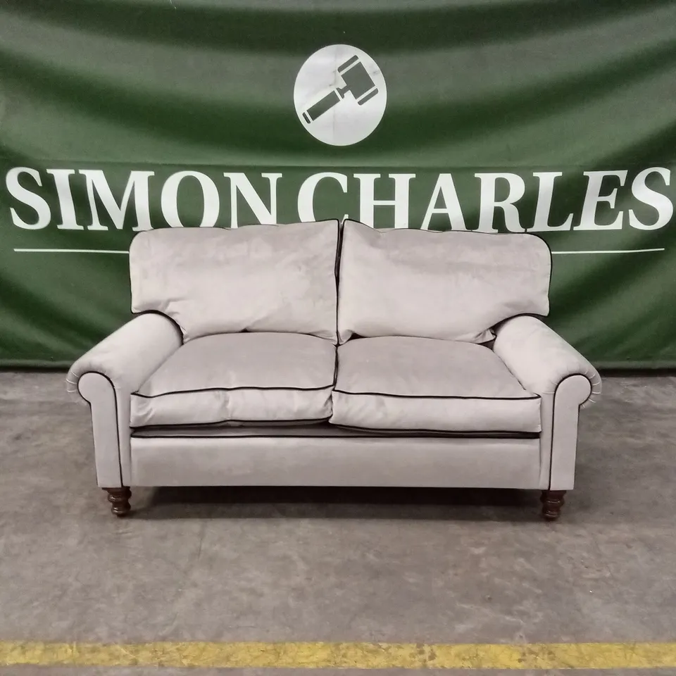 QUALITY HIGH-END DESIGNER 2 SEATER SPRUNG EDGE PLATFORM SOFA - SILVER VELVET