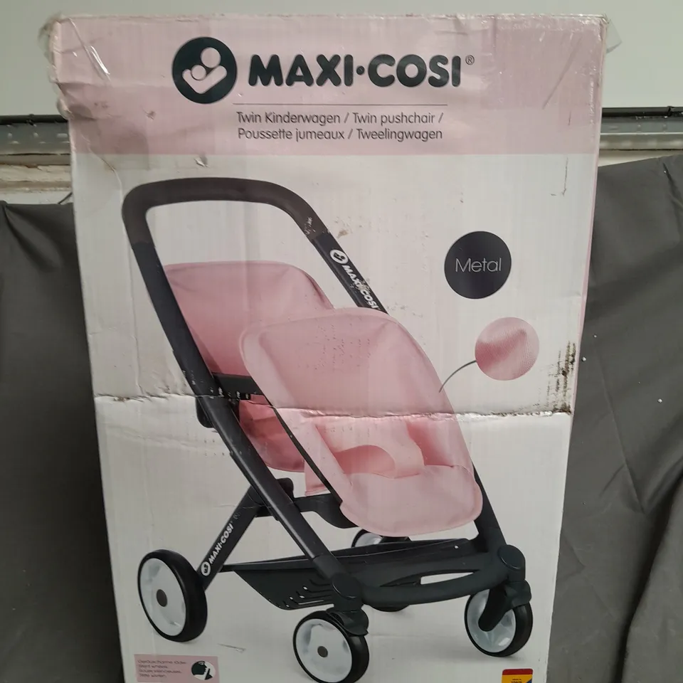 MAXI COSI & QUINNY TWIN PUSHCHAIR  RRP £34.99