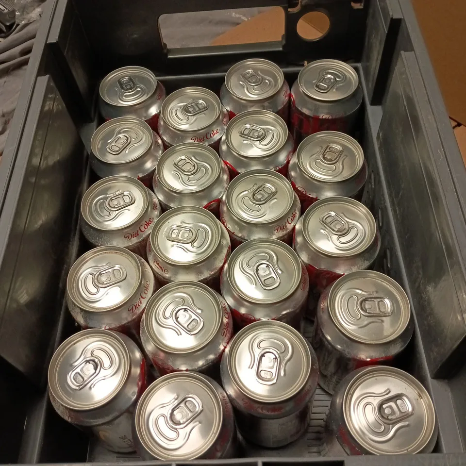 TOTE OF APPROXIMATELY 18 DIET COKE 330ML CANS