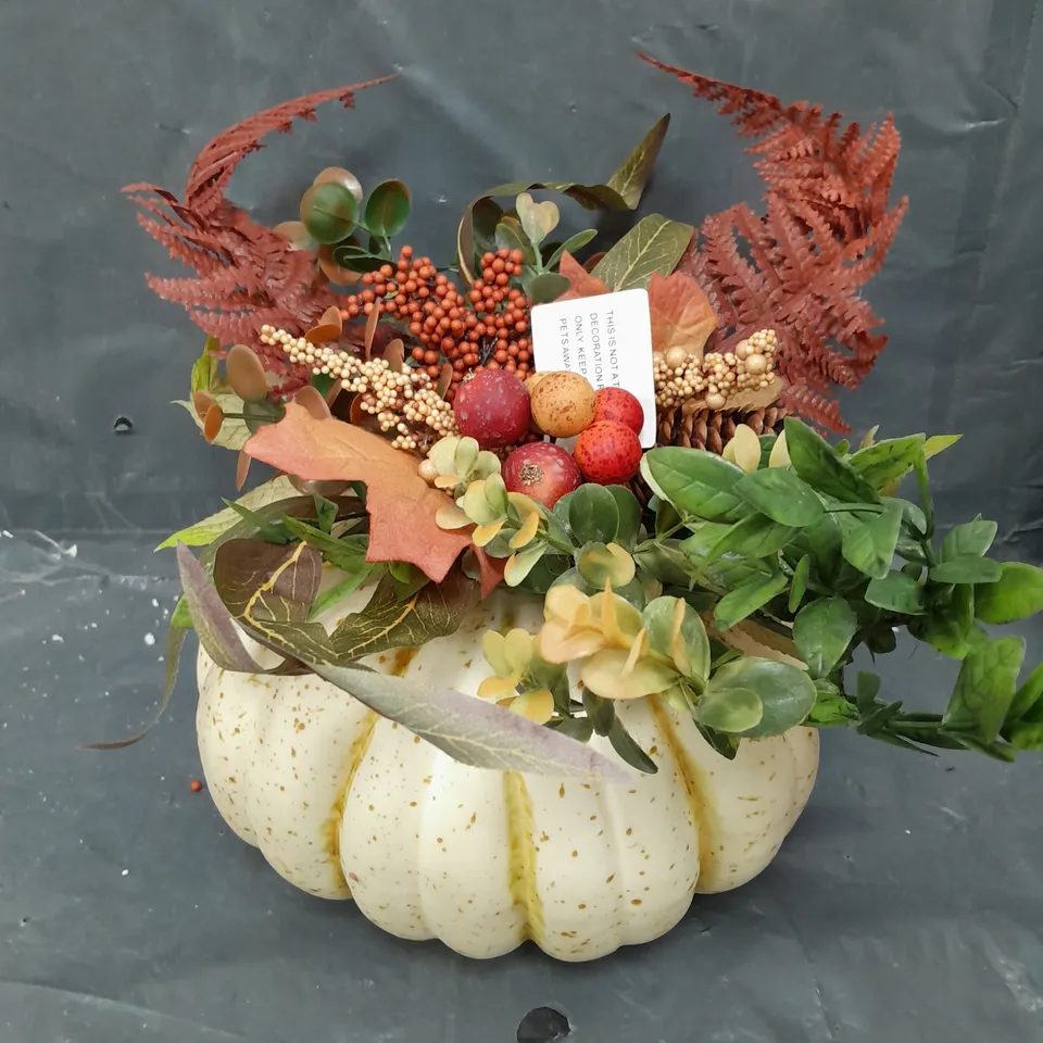 PUMPKIN FAUX FLOWER ARRANGEMENT RRP £23