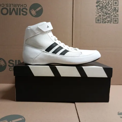 BOXED PAIR OF ADIDAS HVC KID'S SHOES IN WHITE/BLACK SIZE UK 4.5