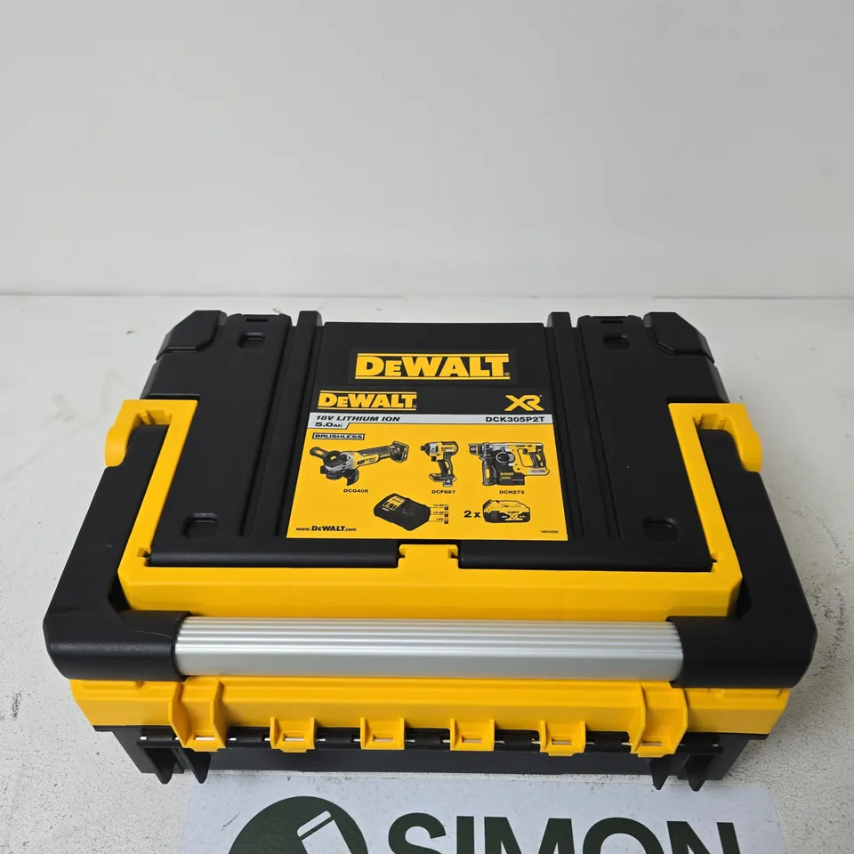 DEWALT XR 18V CORDLESS TOOL KIT CASE – DCK305P2T