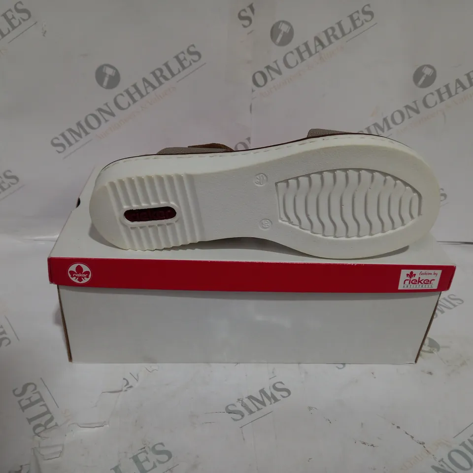 BOXED RIEKER BIEGE OPEN TOE SANDALS SIZE 39