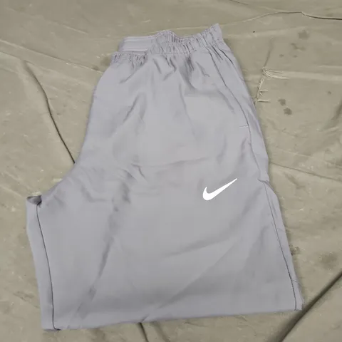 NIKE LOGO TRACKSUIT BOTTOMS - SIZE LARGE