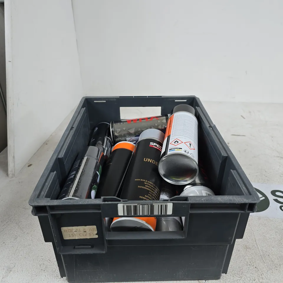 TOTE OF APPROXIMATELY 12 ASSORTED AEROSOL PRODUCTS TO INCLUDE WD 40, WRX, SPETRAL UNDER 355, WANGLE FOAM CLEANER ETC