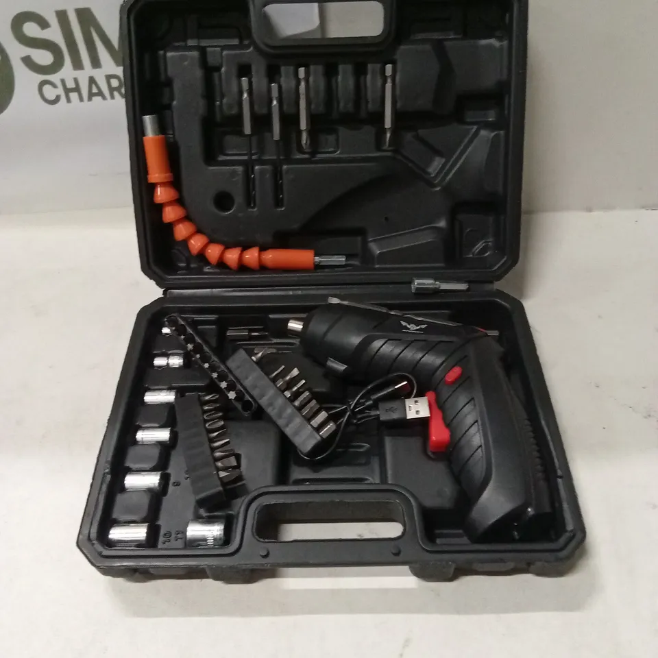 CORDLESS DRILL KIT IN HARD CASE