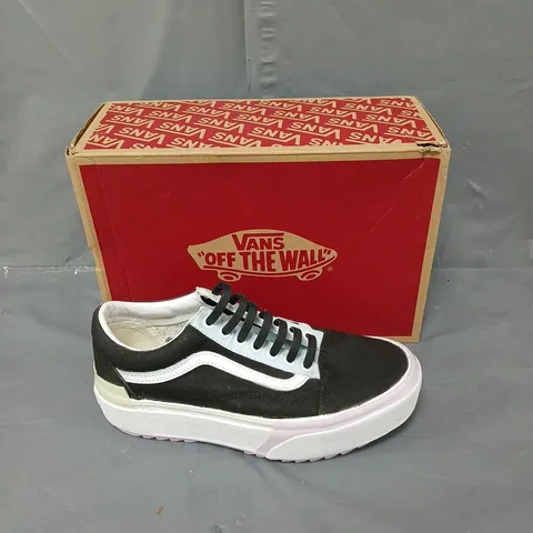 BOXED PAIR OF VANS OLD SKOOL STACKED PASTEL TRAINERS UK 6