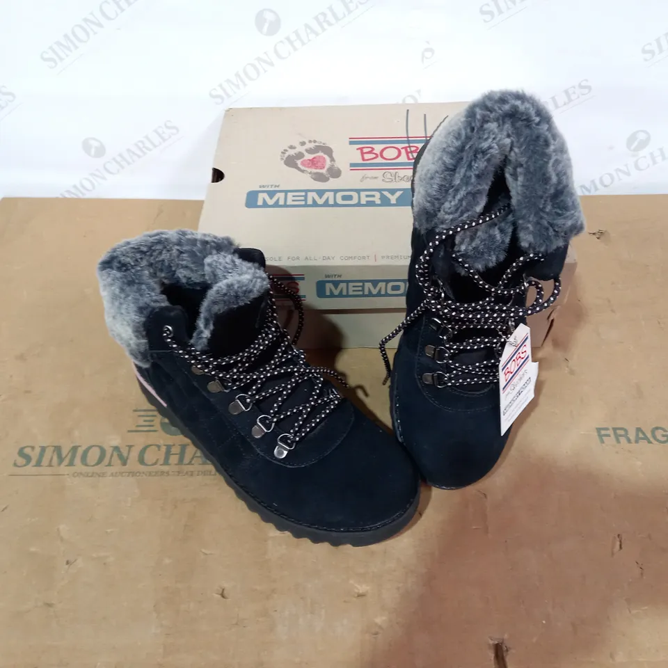 BOXED PAIR OF BOBS BY SKECHERS BLACK BOOTS - SIZE 5.5