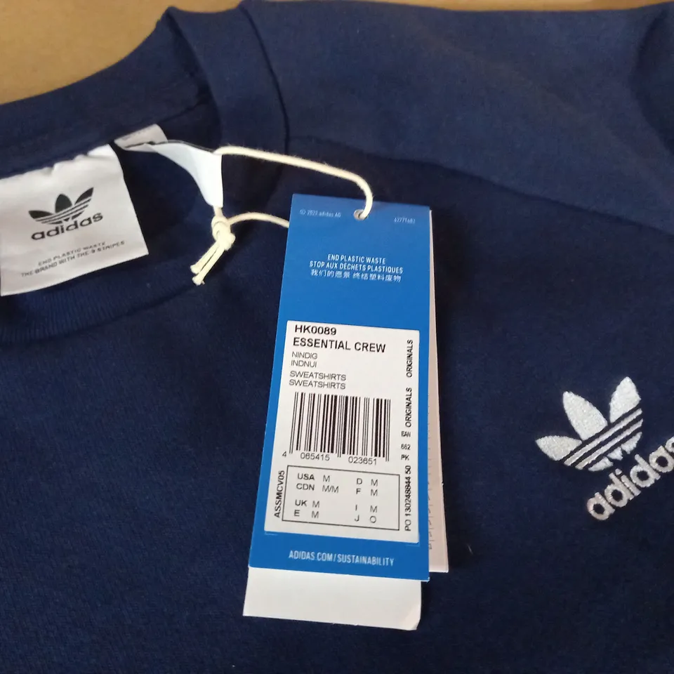 ADIDAS ESSENTIAL CREW IN BLUE - UK M