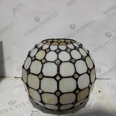 MODERN LIVING TIFFANY BALL