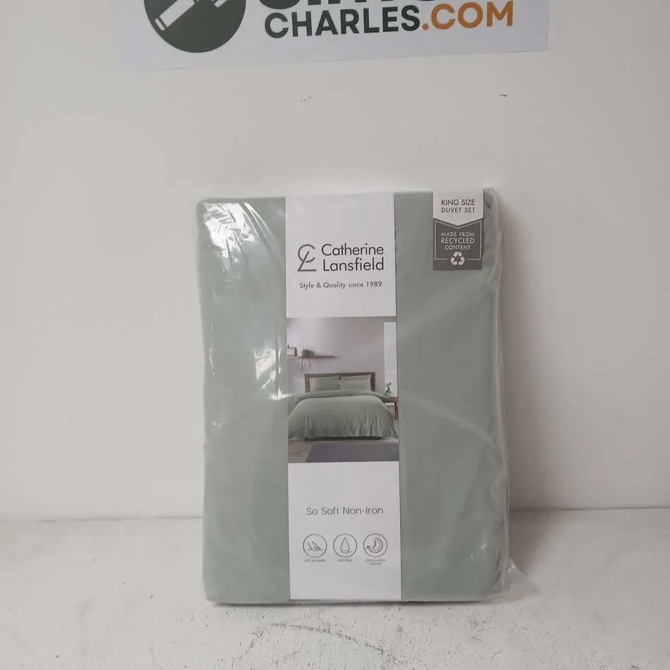 CATHERINE LANSFIELD KING SIZE DUVET SET GREEN SOFT NON IRON