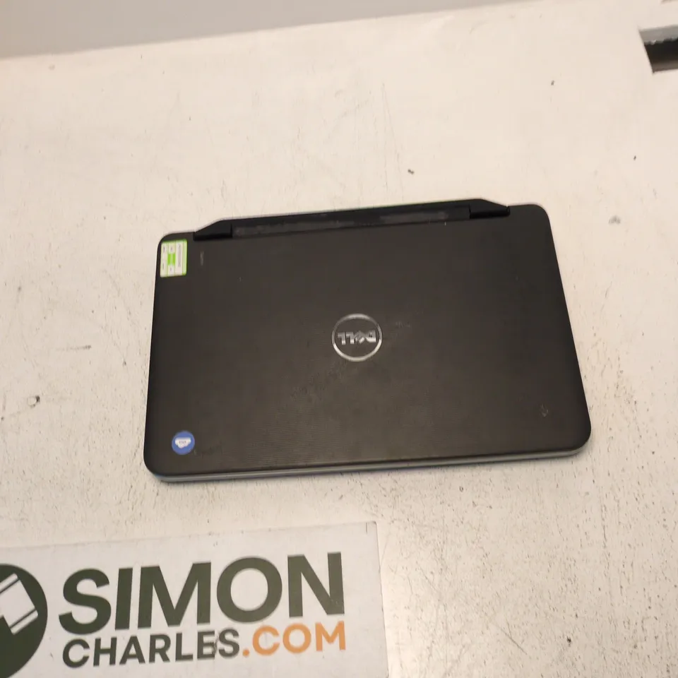 DELL VOSTRO 1540 LAPTOP – FAULTY, MISSING KEYCAPS, NOT POWER TESTED