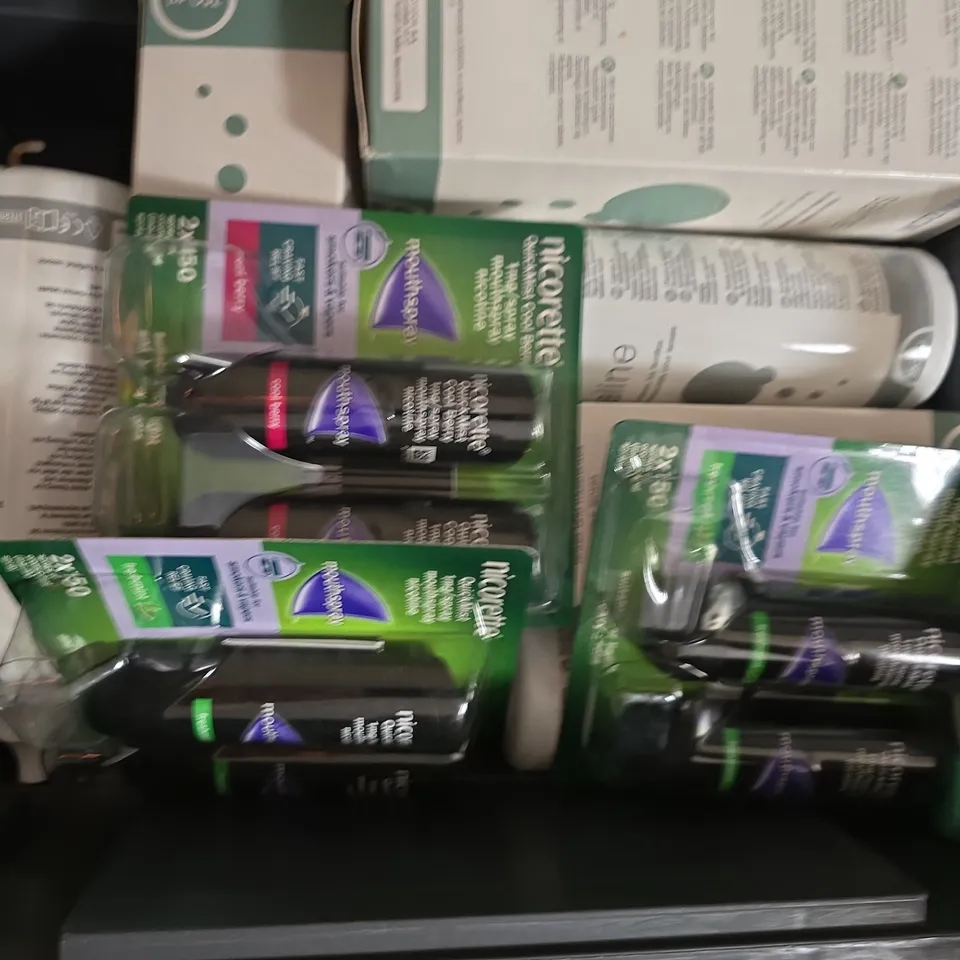 APPROXIMATELY 20 ASSORTED ITEMS TO INCLUDE NICORETTE QUICKMIST NICOTINE MOUTH SPRAY, BOOTS NICASSIST GUM, AND SPECSAVERS EASYVISION CONTACT LENS SOLUTION, ETC