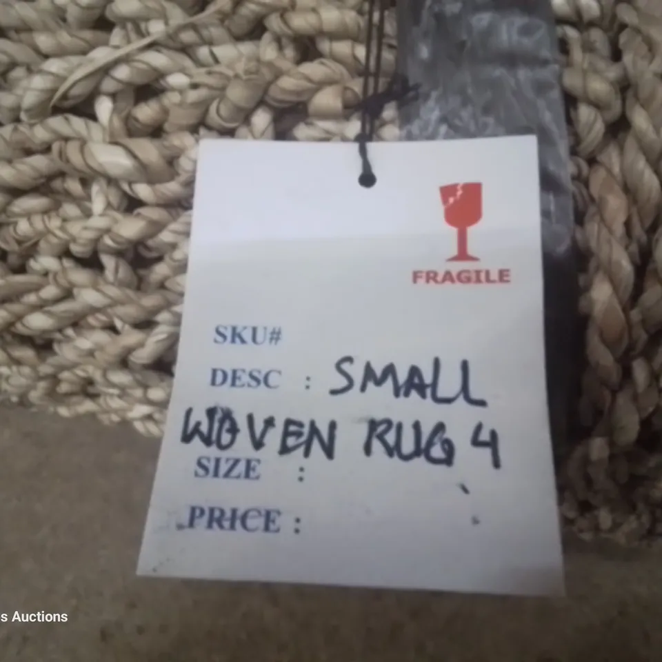 BRAND NEW SMALL WOVEN SISAL RUG 4
