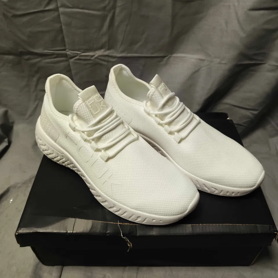 FRENCH CONNECTION LACE UP TRAINERS IN WHITE - 9