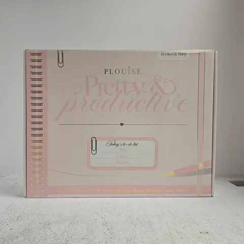P.LOUISE PRETTY & PRODUCTIVE MYSTERY COSMETIC BEAUTY SET