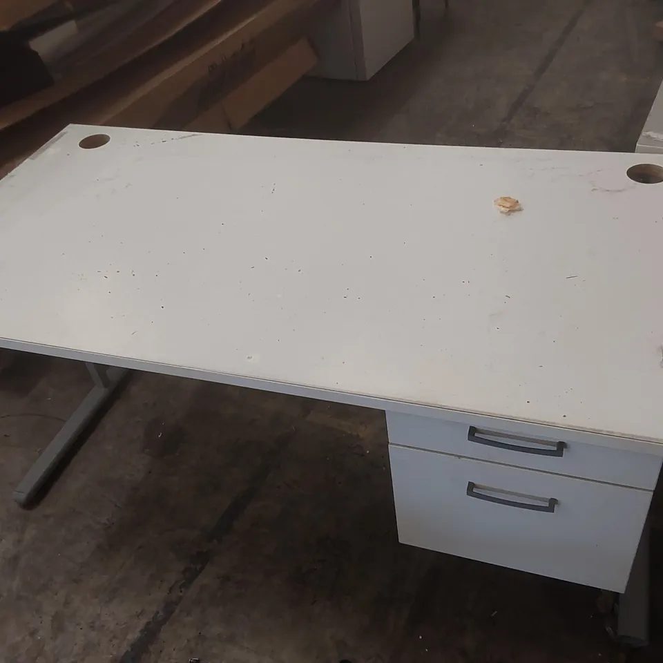 WHITE OFFICE DESK WITH INTEGRATED RIGHT-HAND TWO-DRAWER PEDESTAL