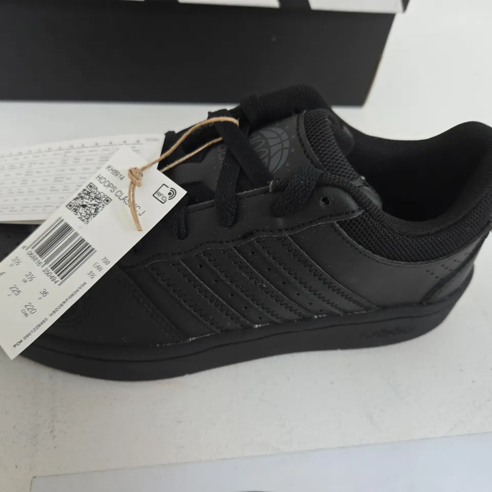 ADIDAS HOOPS CLASSIC J SIZE 3.5