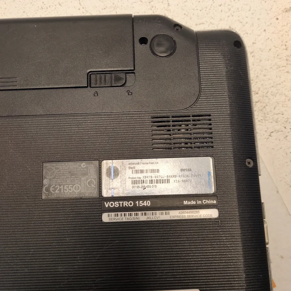 DELL VOSTRO 1540 LAPTOP
