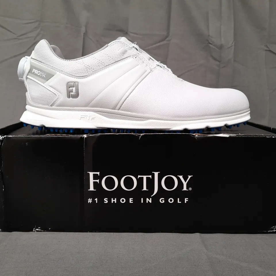 BOXED PAIR OF FOOT JOY PRO SL SHOES IN WHITE UK SIZE 8.5