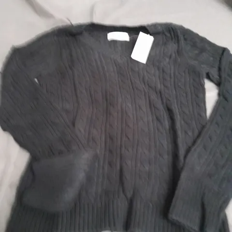 HOLLISTER BLACK KNITTED JUMPER - SIZE SMALL