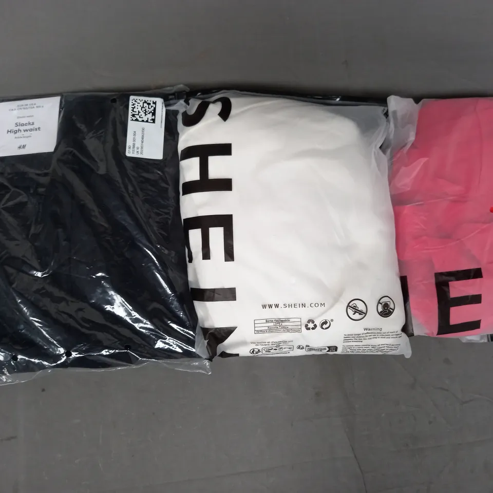 BOX OF APPROXIMATELY 20 ASSORTED CLOTHING AND FASHION ITEMS IN VARIOUS COLOURS, STYLES, AND SIZES TO INCLUDE H&M, SHEIN, ETC - COLLECTION ONLY