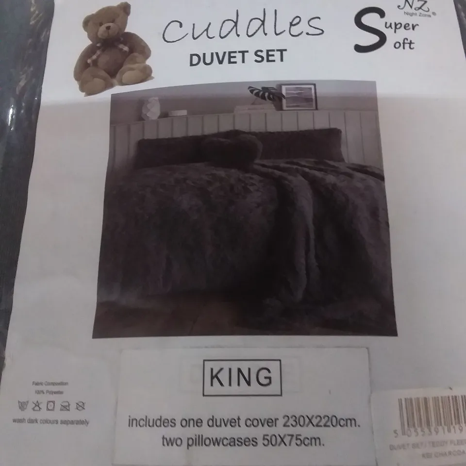 CUDDLES KING DUVET SET WITH 2 PILLOW CASES (GREY) RRP £67.21