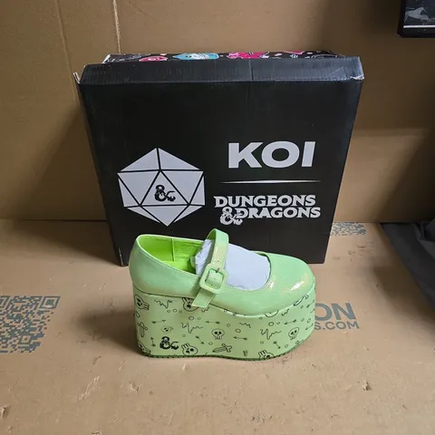 KOI DUNGEONS & DRAGONS GLABAGOOL GELATINOUS CUBE WEDGE MARY JANE - GREEN - UK SIZE 3 
