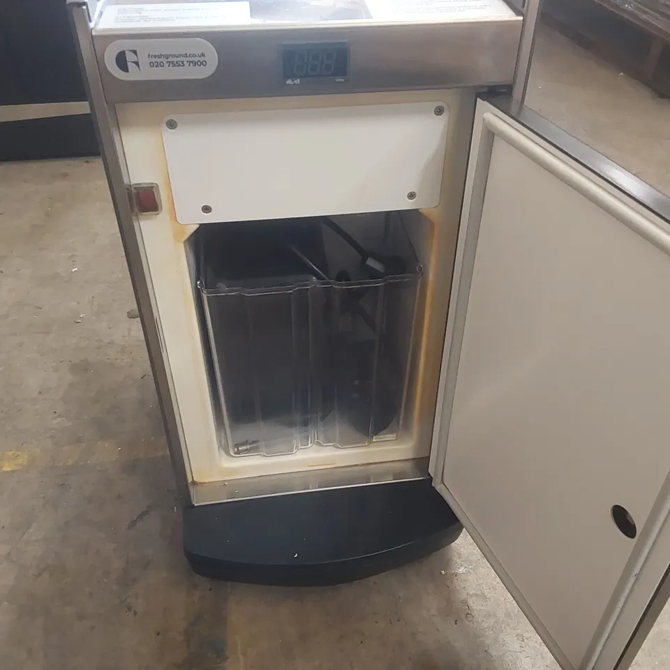 EGRO ONE 6L COMMERCIAL COFFEE MACHINE FRIDGE