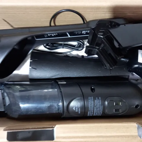 BOXED SHARK CORDLESS HANDHELD VACUUM CLEANER WITH SINGLE BATTERY WV200UK