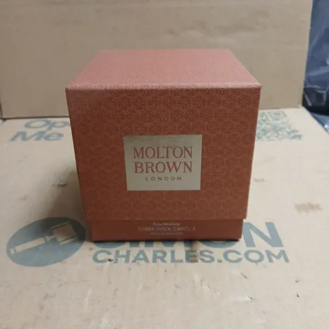 MOLTON BROWN LONDON ROSA ABSOLUTE THREE WICK CANDLE, 480 G – BOXED