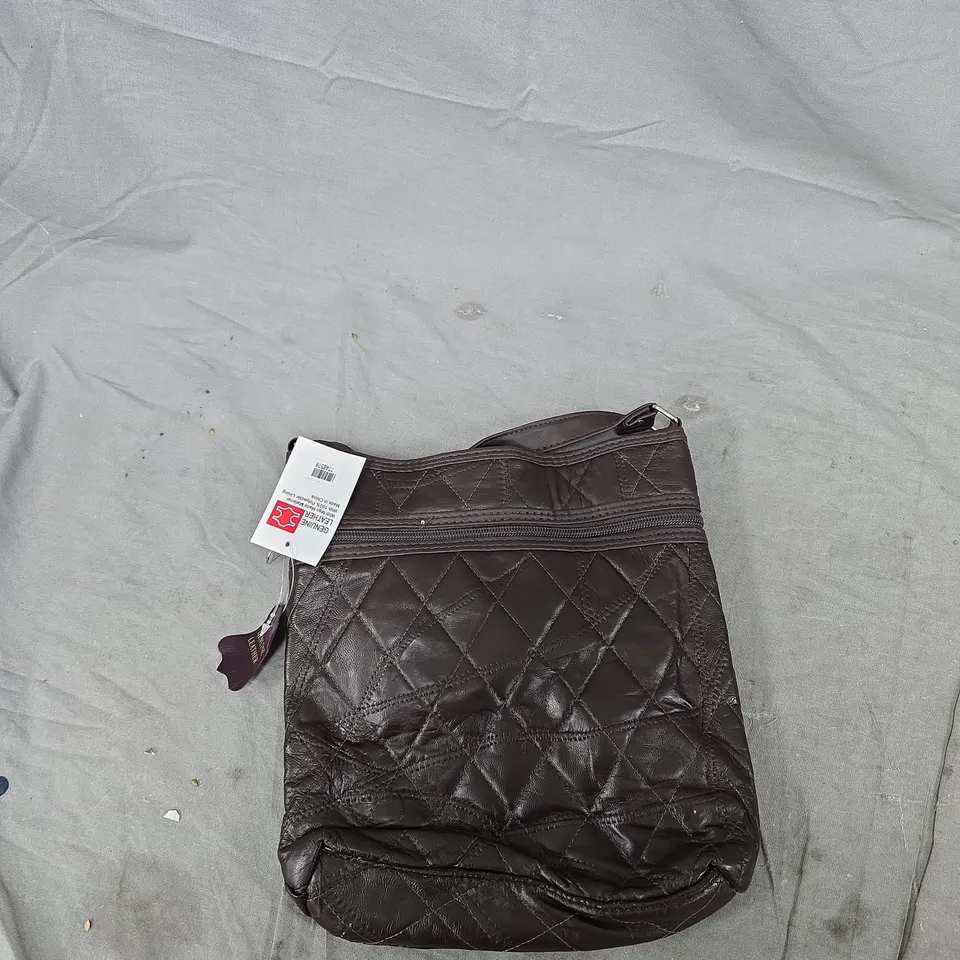 BROWN QUILTED CROSSBODY BAG – ZIPPER POCKET 