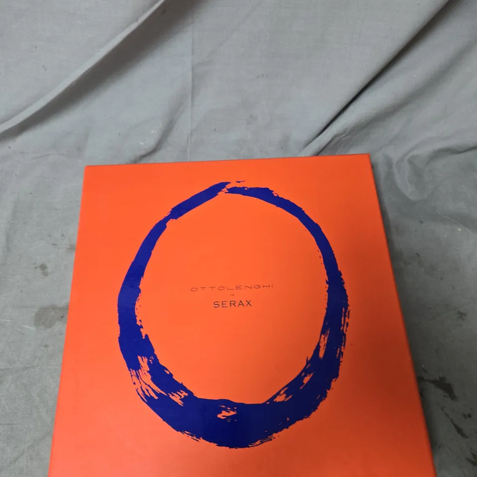 OTTOLENGHI SERAX CERAMIC PLATE – BLUE GLAZE WITH DOTTED RING PATTERN (BOXED)