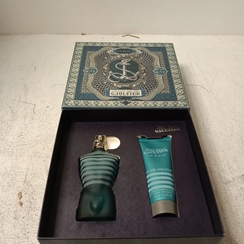 JEAN PAUL GAULTIER LE MALE GIFT SET – PERFUME BOTTLE & TUBE