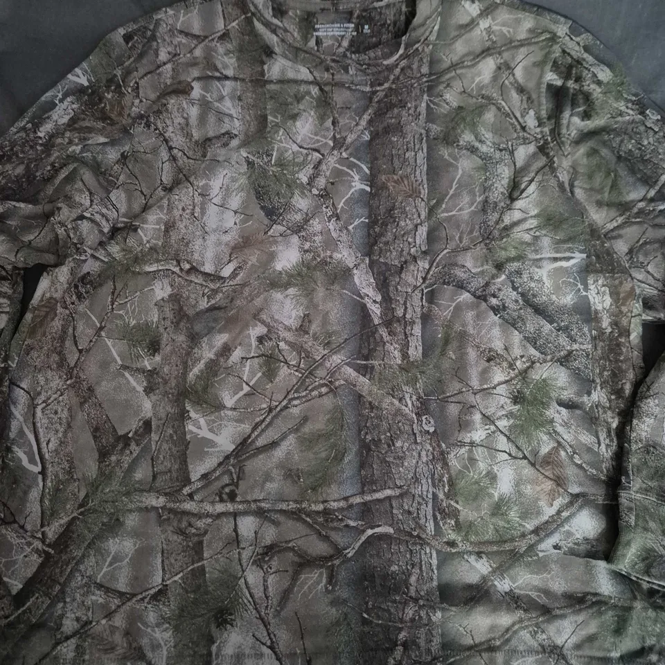 ABERCROMBIE & FITCH SOFT AF COLLECTION PREMIUM HEAVYWEIGHT TEE – CAMOUFLAGE (UK SIZE M)